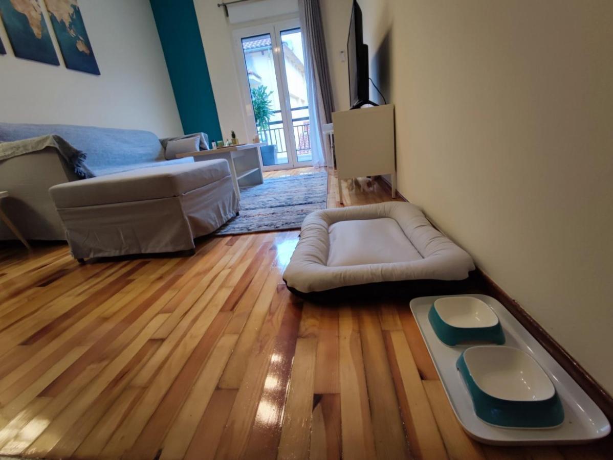 Wood & White Apartment In Historic Center With 2 Bedrooms Ioánnina Exteriör bild